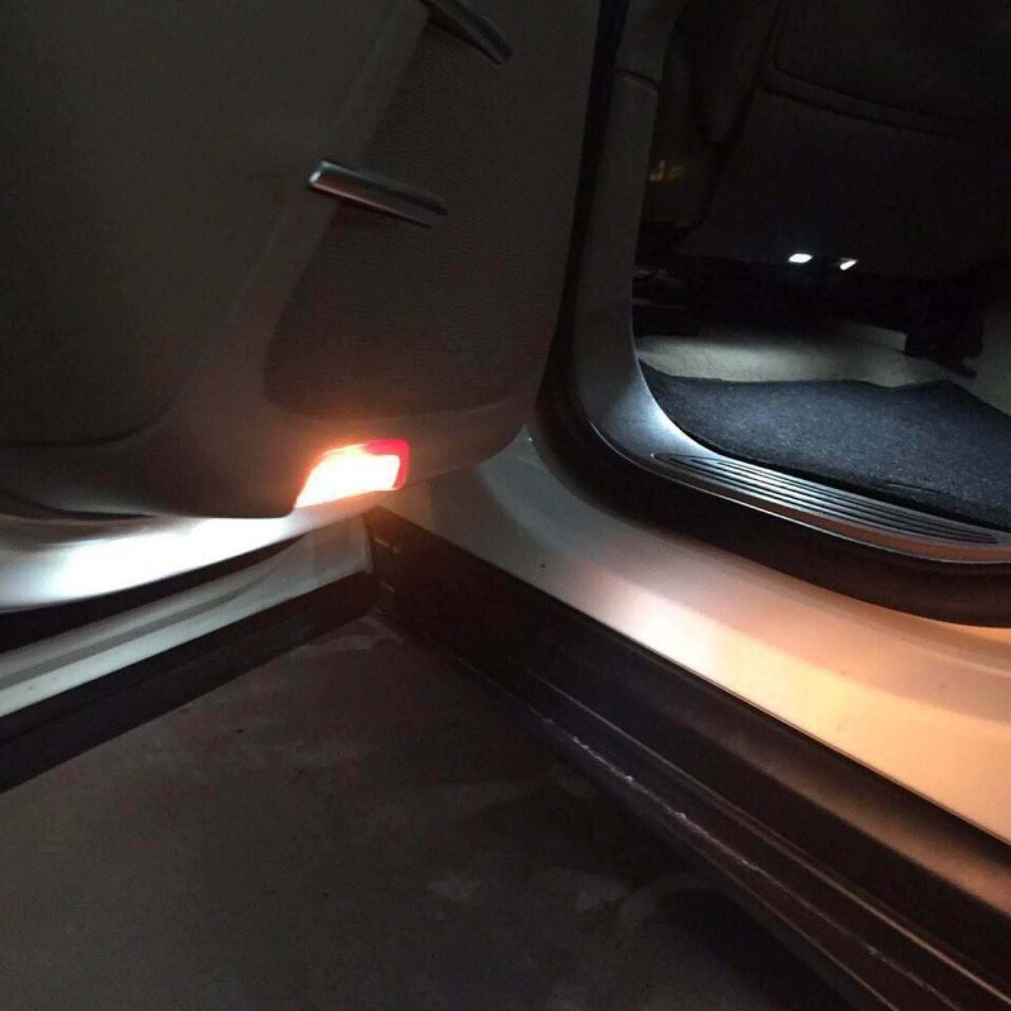 Kit interior cu LED-uri pentru Porsche Cayenne 958