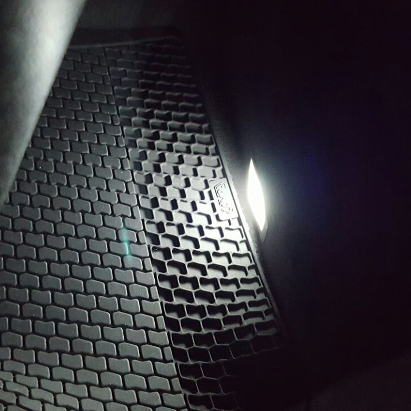 Kit interior cu LED-uri pentru BMW X3 E83