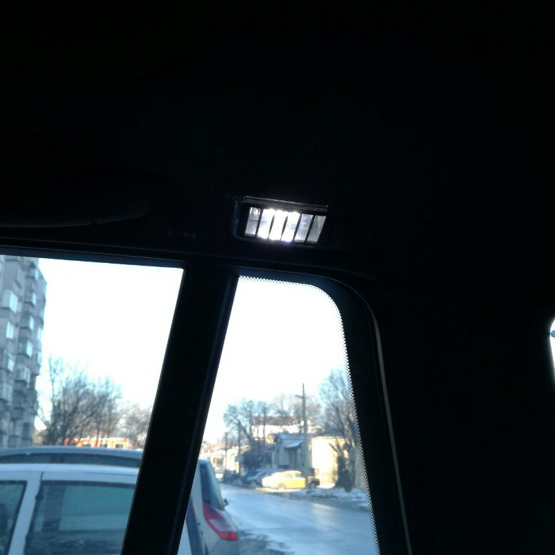 Kit interior cu LED-uri pentru BMW X3 E83