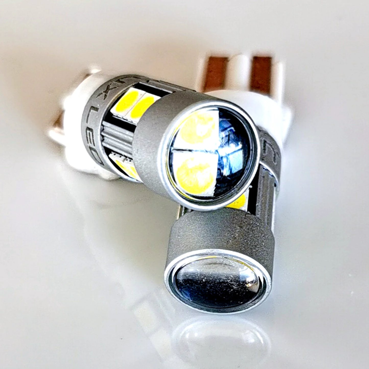 Set de 2 becuri cu lumină de gabarit LED puternică W5W T10