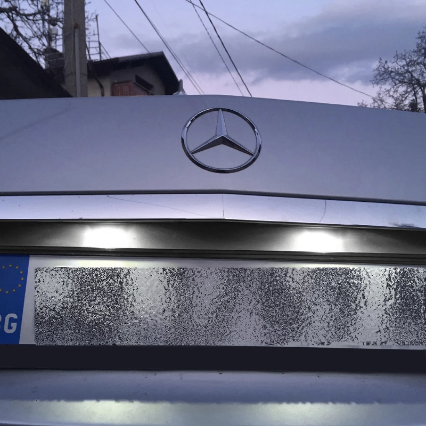 Set de 2 becuri LED C5W pentru plăcuța de înmatriculare spate